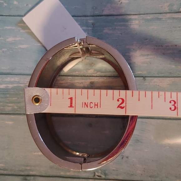 🌻NEW CALVIN KLEIN Faux Leather Cuff Bracelet - Picture 6 of 6